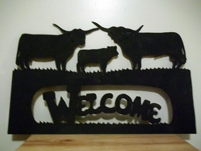 Highland Family Welcome Sign 25 X 15 inches